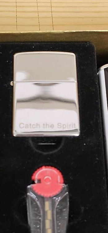 Zippo Accendini: Feuerzeug Zippo Benzin – Usato da Rüti GL venduto da 4oops 2