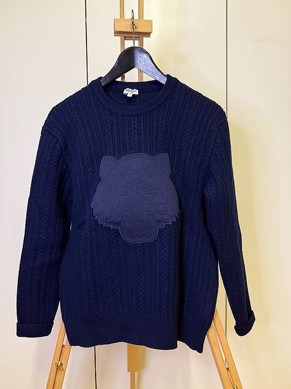 Pulls & Sweat-shirts: Kenzo Spezialedition Pullover Grösse S – D'occasion à Zürich par Jonathan_Strazzella
