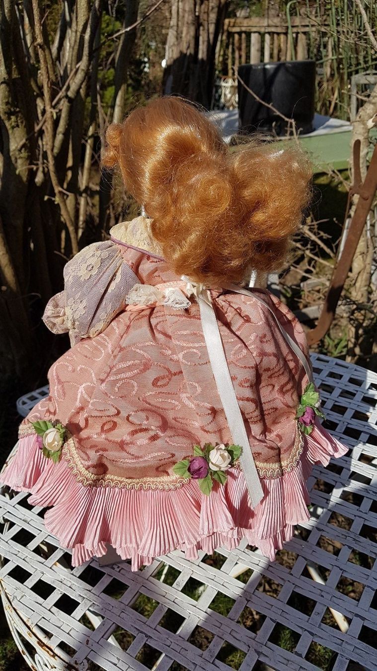 Puppen: Schöne Puppe auf Ständer – Gebraucht aus St. Antoni von Mischtle 3