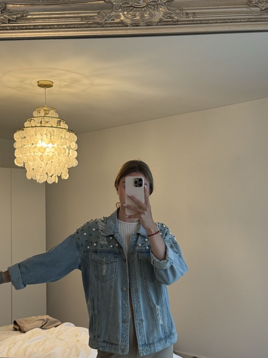 Giacche: Denim jacket with pearl decor – Nuovo (secondo la descrizione) da Zürich venduto da llor.dell 1