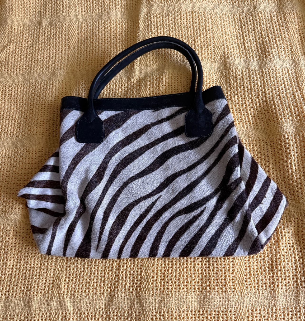 Zebra Taschen für Damen: Zebrafell Handtasche – Gebraucht aus Domat  Ems von DonRenato