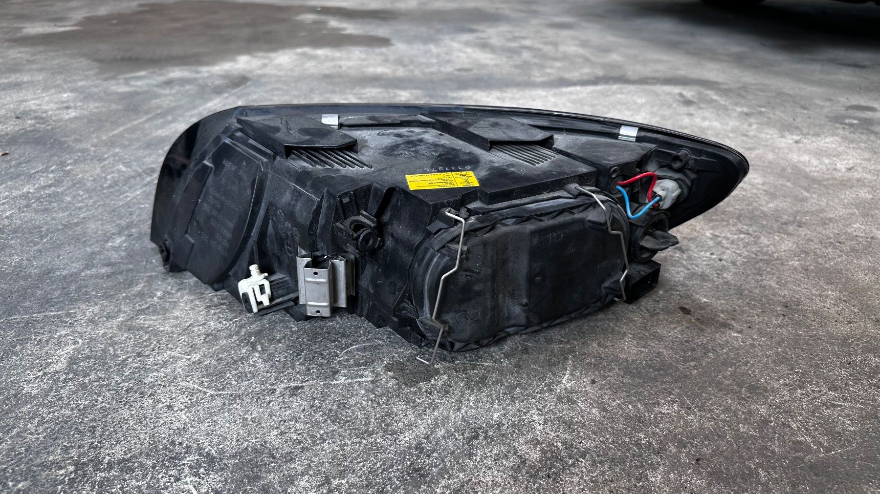 Volvo Phares: Volvo V50 Xenonscheinwerfer – D'occasion à Ursenbach par flueckigeraedu1 1