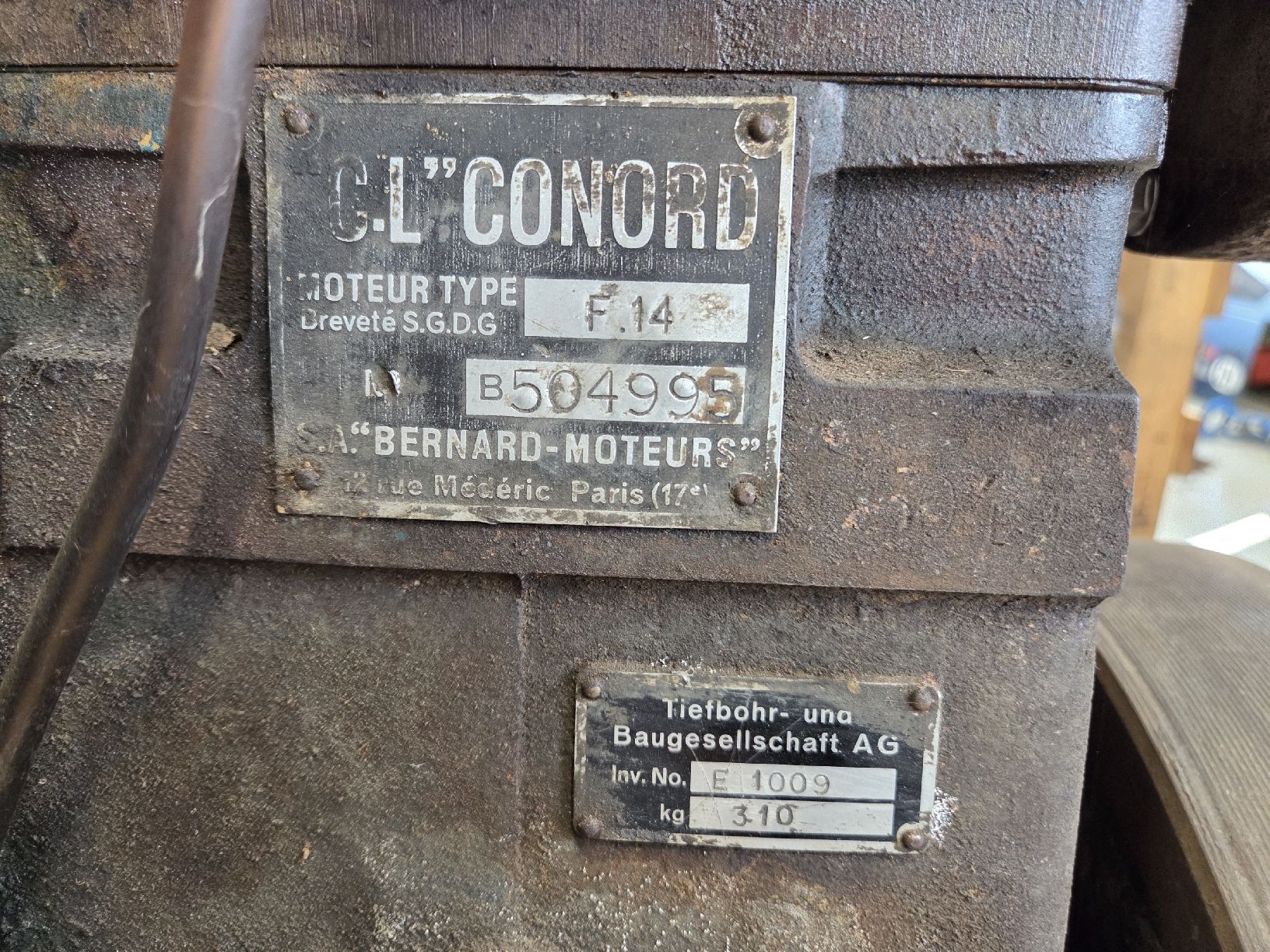 Motoren: Bernard W14 – Defekt aus Böbikon von Domplex 3