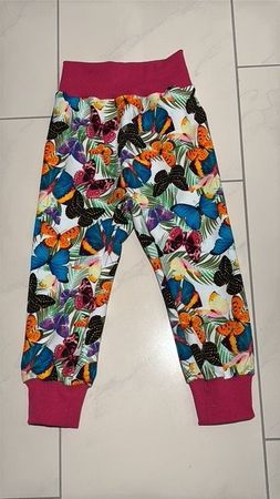 Sweat Pumphose Mitwachshose Schmetterling Gr. 98/104 Neu