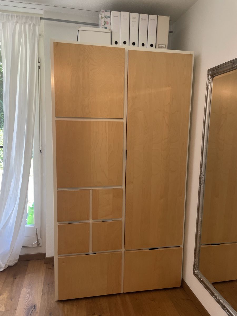 Armoires: Kleiderschrank – D'occasion à Thalwil par isabel.schuhmacher
