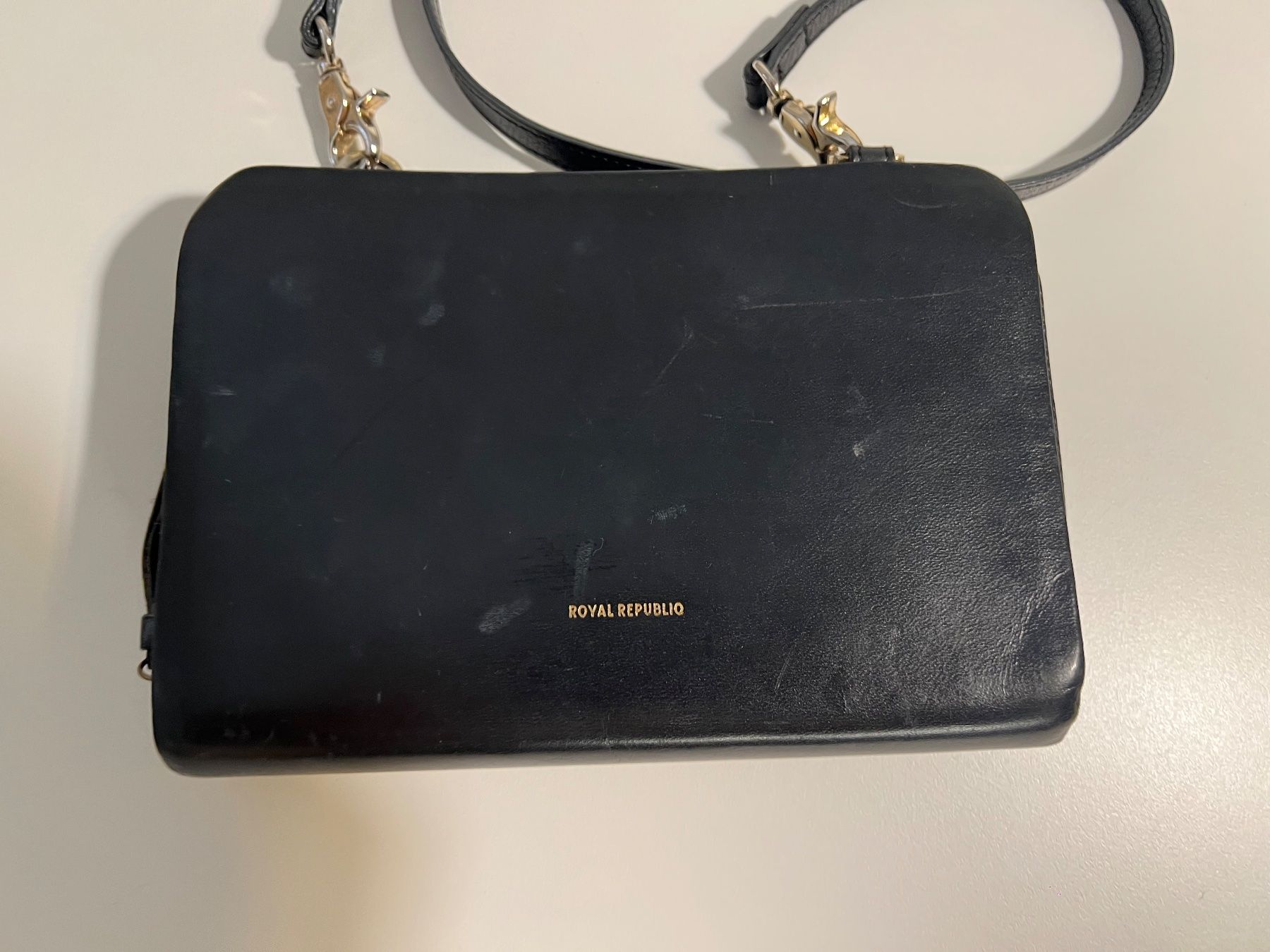 Taschen für Damen: Royal Republiq Black shoulder bag – Gebraucht aus Zürich von fomaz 2