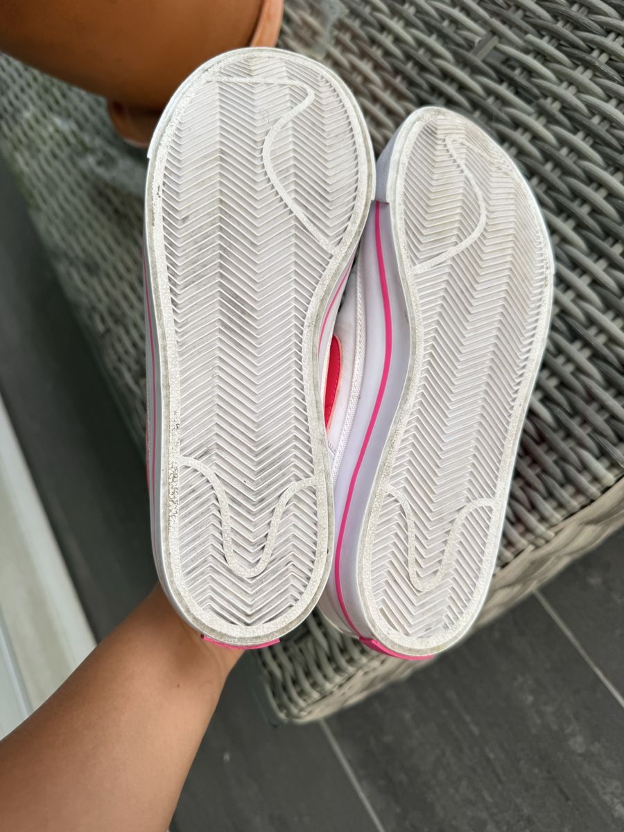 Nike Scarpe per ragazze: Nike Turnschuhe weiss pink Grösse 38 – Nuovo (secondo la descrizione) da Olten venduto da bir_k96n 5