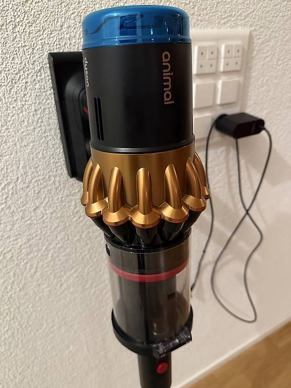Aspirapolveri & Accessori: Dyson V16 Piston Animal – Usato da Biberist venduto da kev_p2nz 1