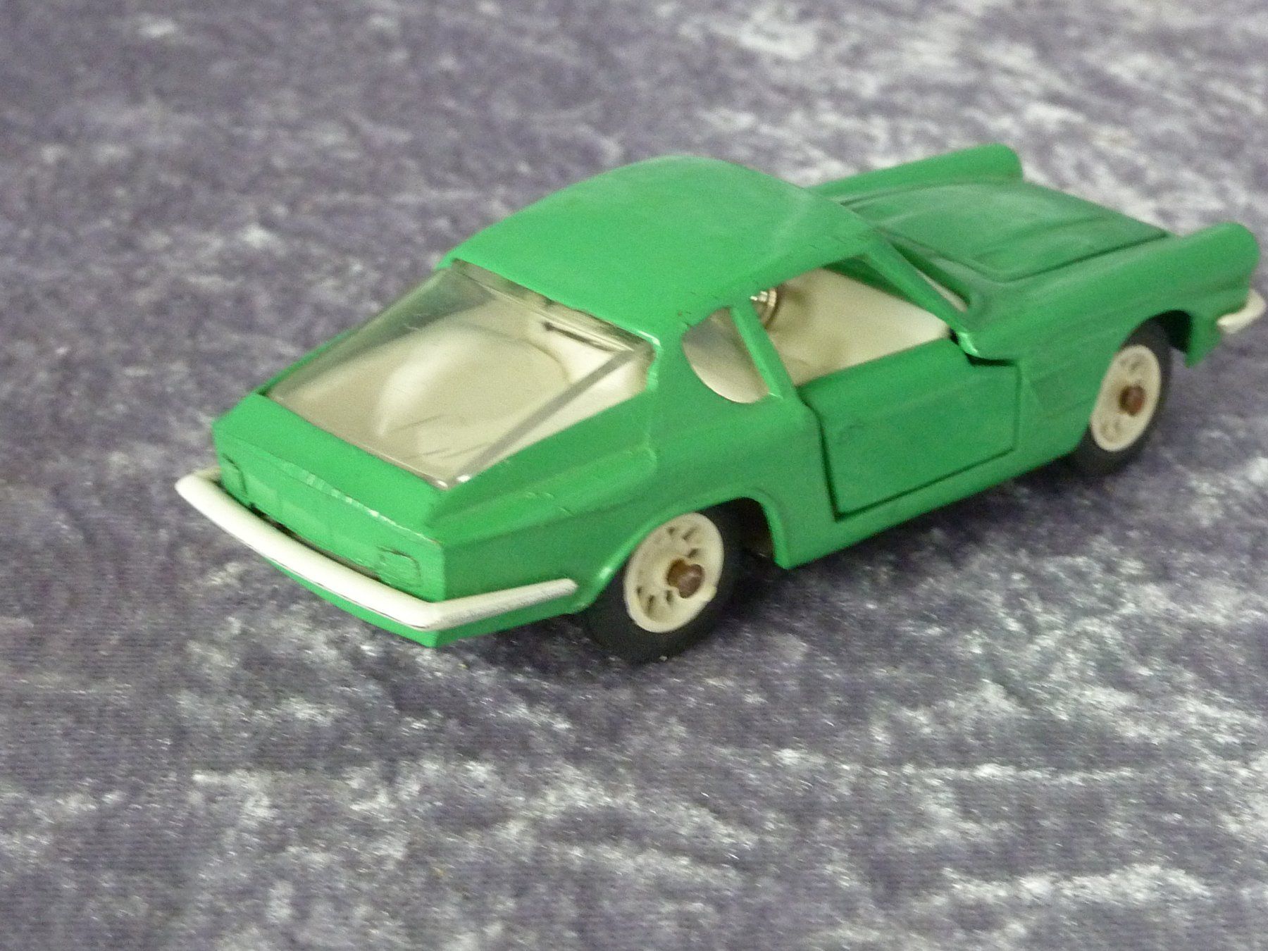 Maserati Modellini d'auto: Maserati Mistral 1:43 – Usato da Dürrenäsch venduto da modellautos4you 2