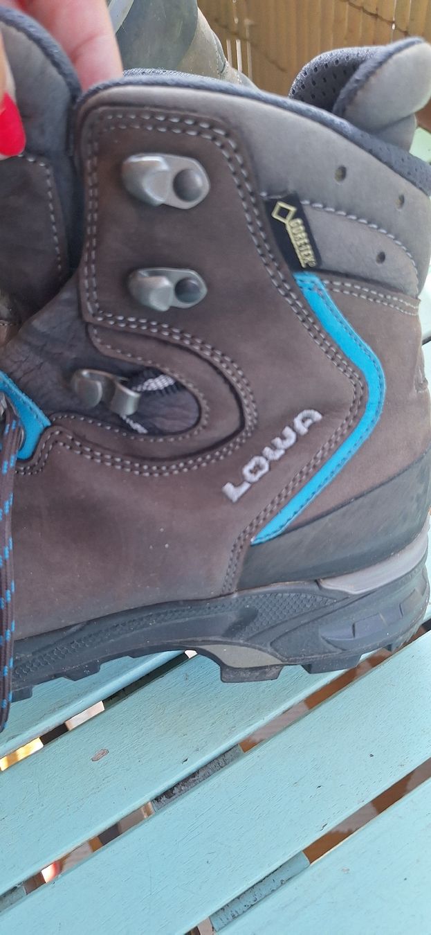 Herrenschuhe: Wanderschuhe Lowa Gore-Tex Grösse 42   – Gebraucht aus Bern von karin3005