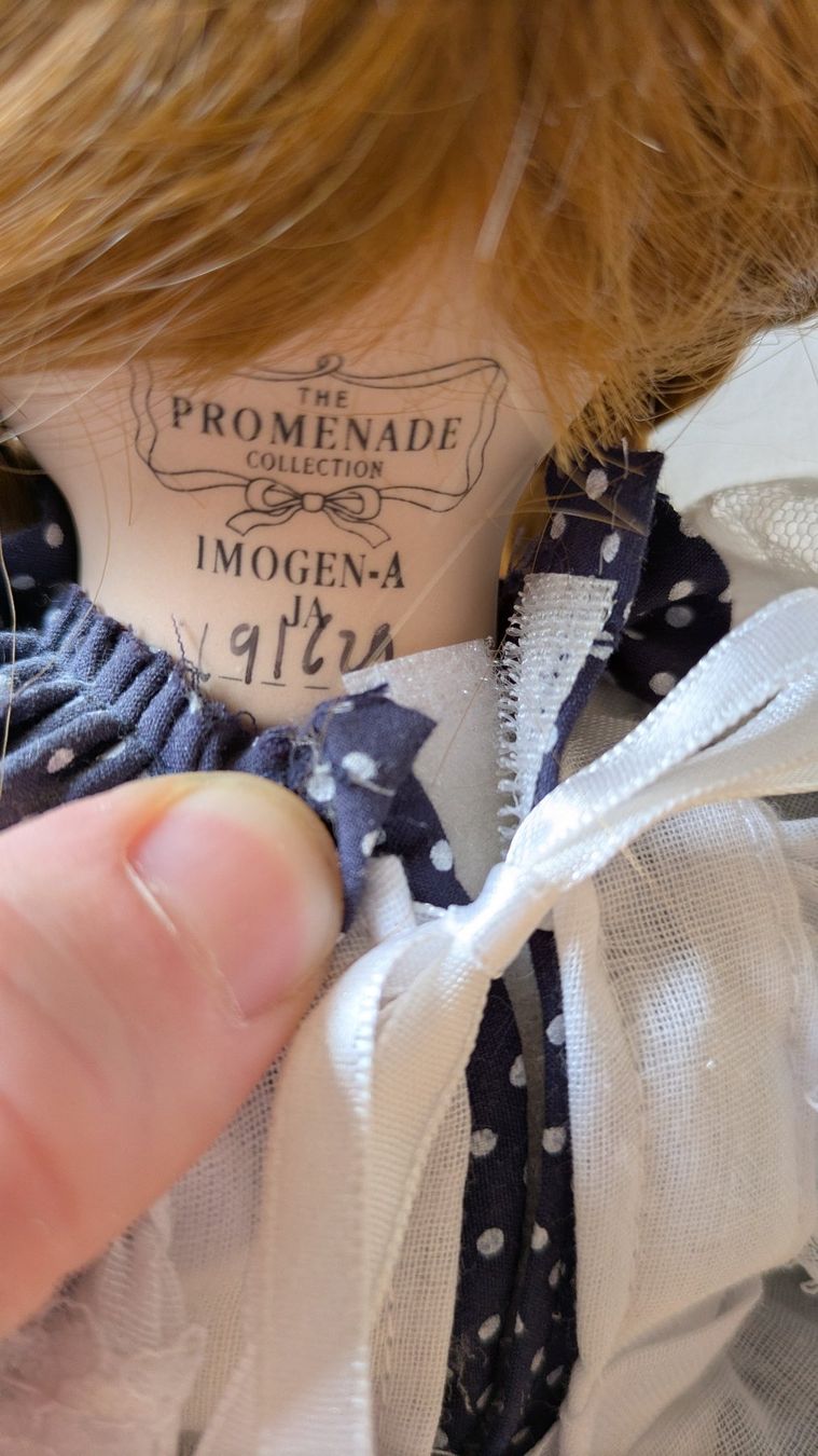 Bambole: Puppe Imogen (the promenade collection) – Usato da Münsingen venduto da Schnarchler 4