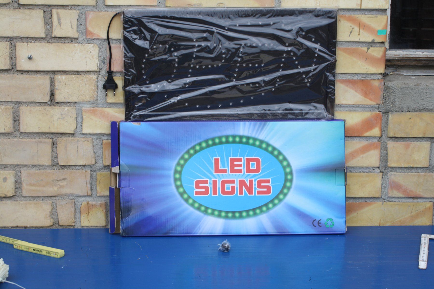 Insegne: OPEN LED SCHILD WERBUNG.... – Usato da Wauwil venduto da Pneuedy 5