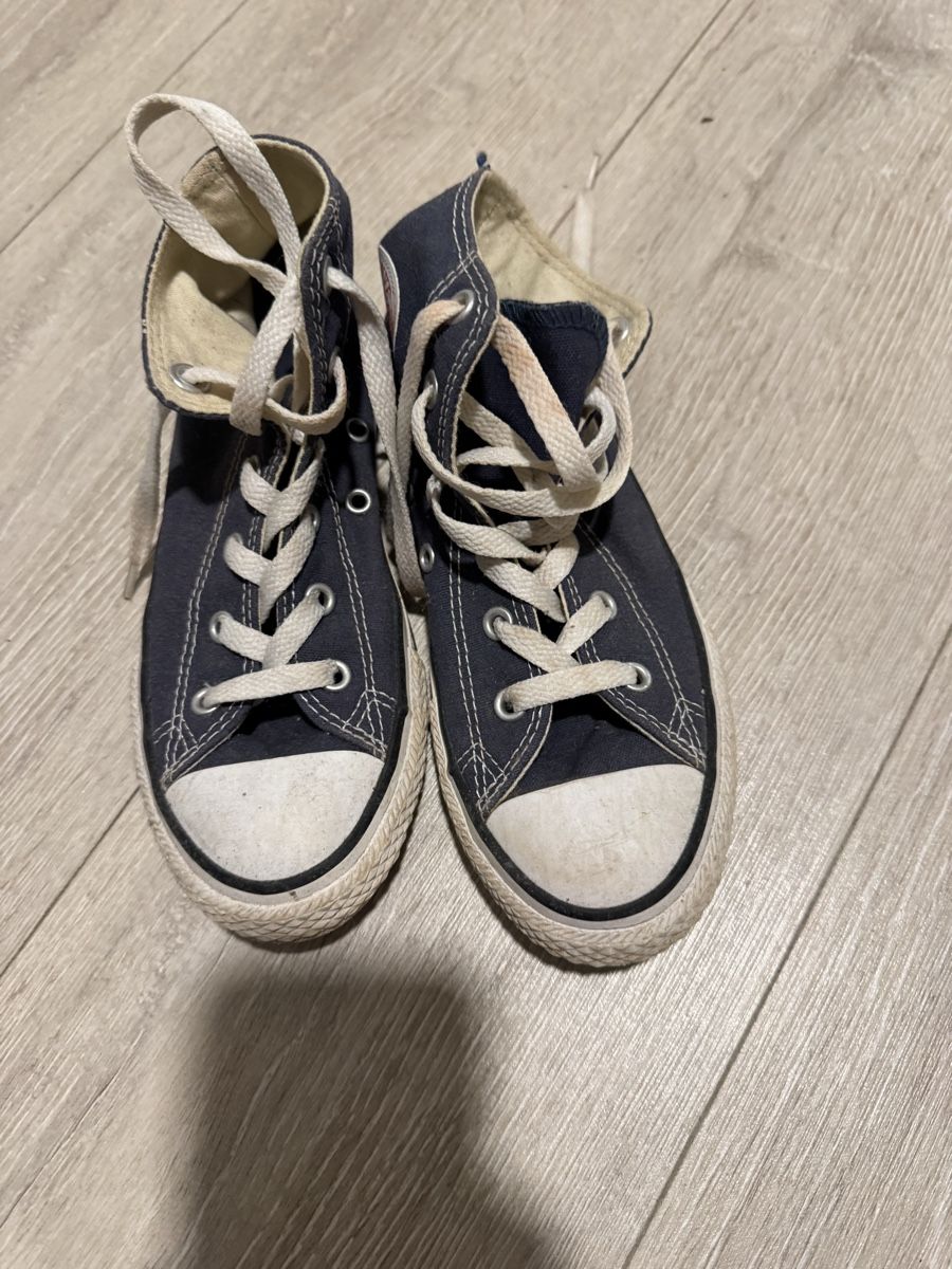 Converse Chaussures hommes: Conversw Gr. 33 – D'occasion à Basel par mimi8668