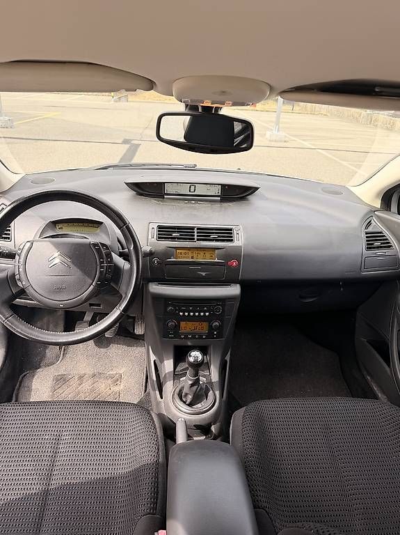 Citroën Autos: Citroen c4 2006 – D'occasion à Cournillens par fab_hrd8 4