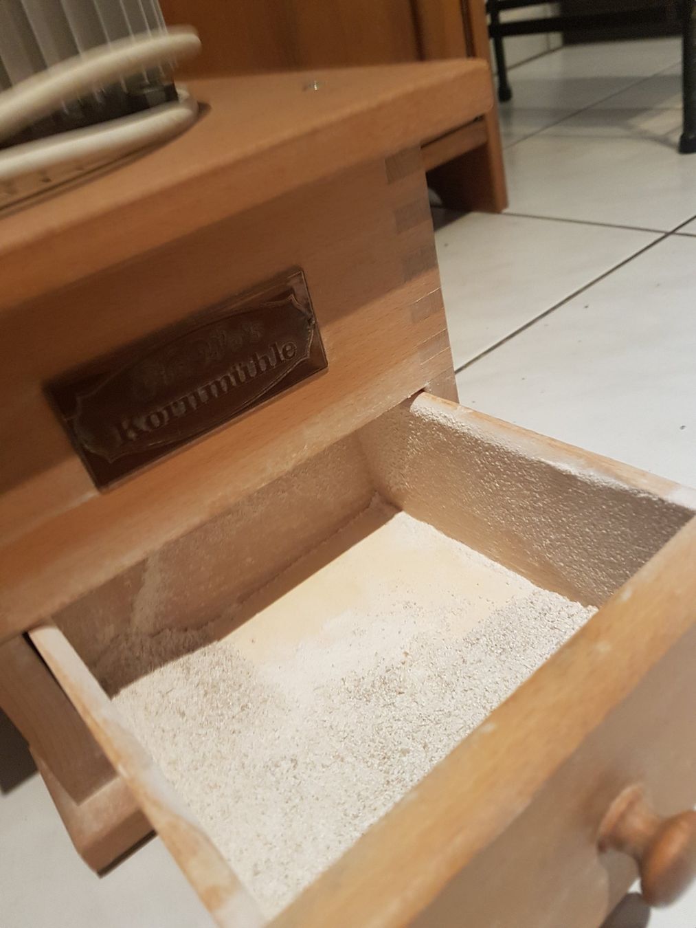 Elettrodomestici da cucina: Hawos Getreidemühle klein gross – Usato da Wallisellen venduto da Swissline11 1