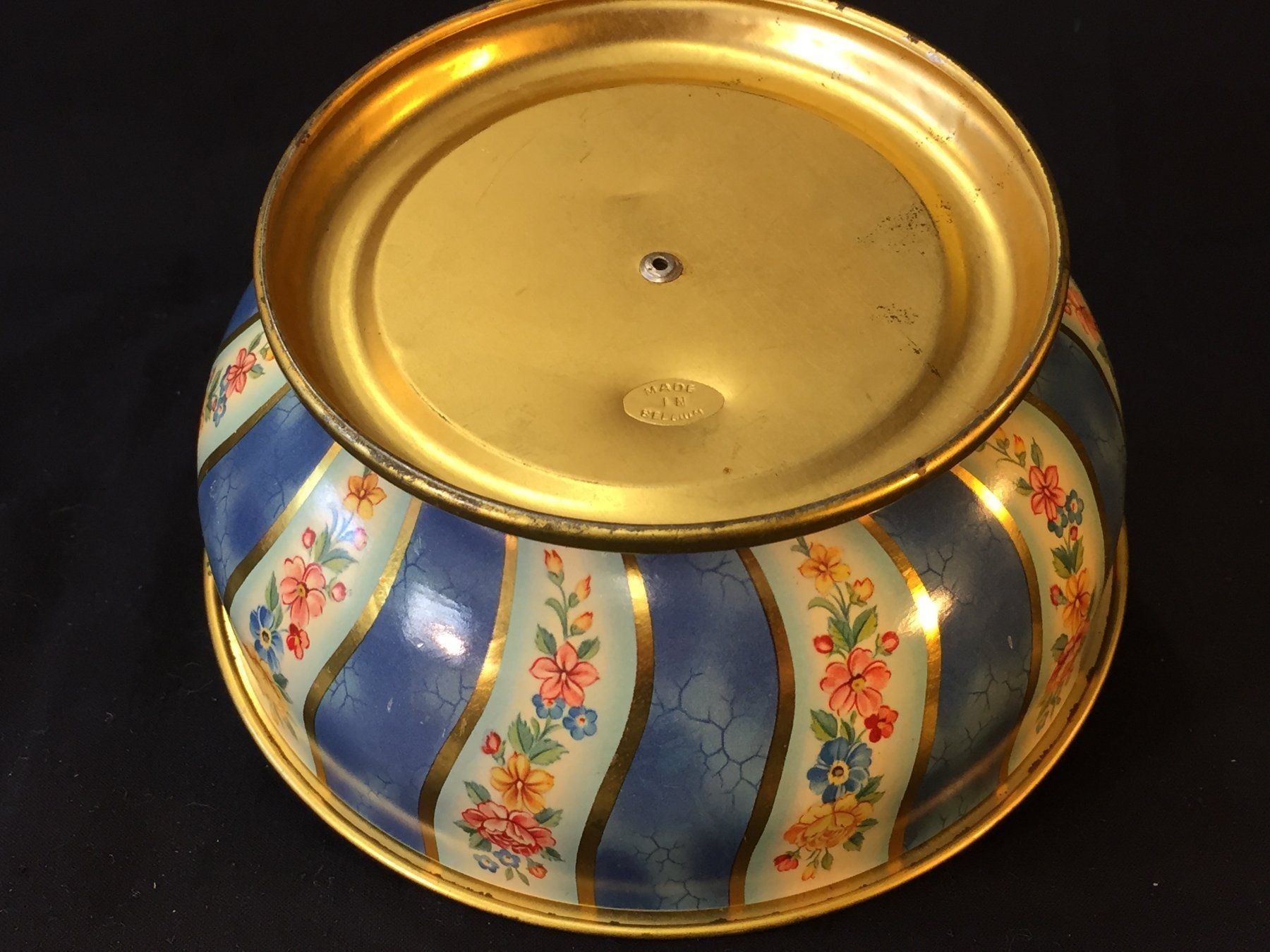 Zuccheriere: Wunderschöne Vintage Blech Dose – Usato da Schaffhausen venduto da vintageworld 3