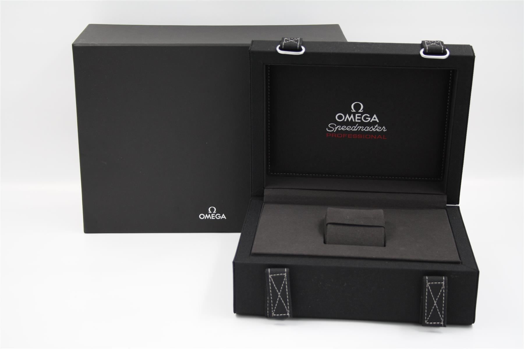 Omega Scatole porta orologi: OMEGA Speedmaster Uhrenbox (16129) – Nuovo (secondo la descrizione) da Zürich venduto da fundsachenverkauf