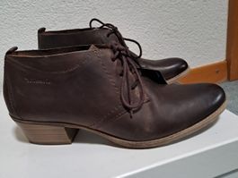 Schicke Lederschuhe Gr. 40, Tamaris