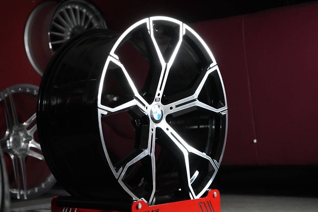 BMW Felgen: BMW Felgen 22 Zoll – Neu und originalverpackt aus Tagelswangen von CH-Tuning_GmbH 1