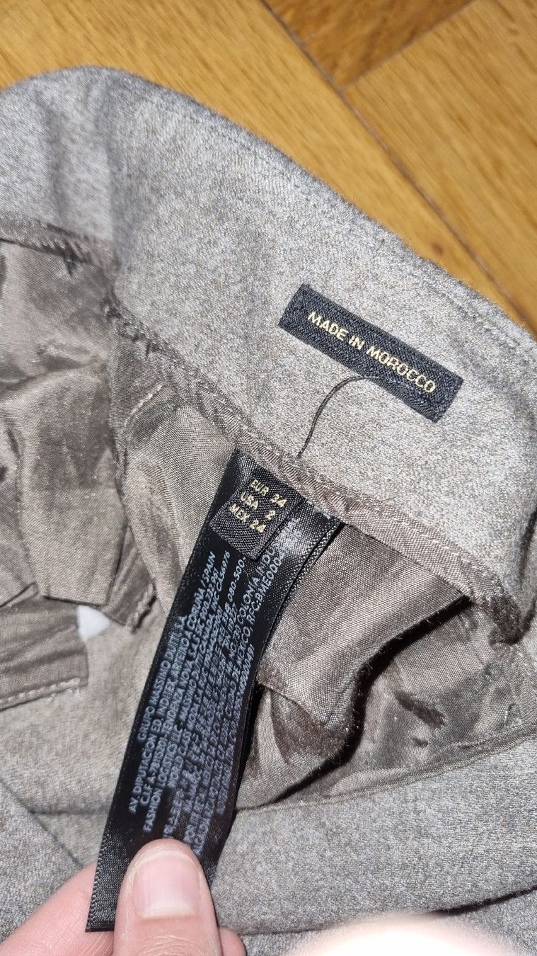 Massimo Dutti Pantaloni: Massimo Dutti Stoffhose beige-grau, Gr. 34 – Nuovo (secondo la descrizione) da Zürich venduto da fbmu 2