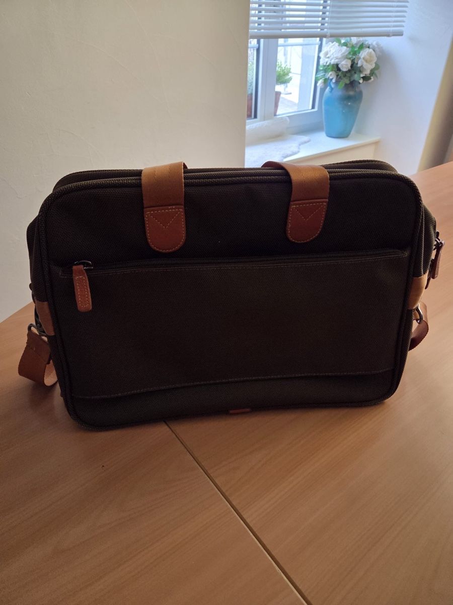 Brics Borse: Bric‘s Laptop Tasche – Usato da Lohn SH venduto da Winter03 3