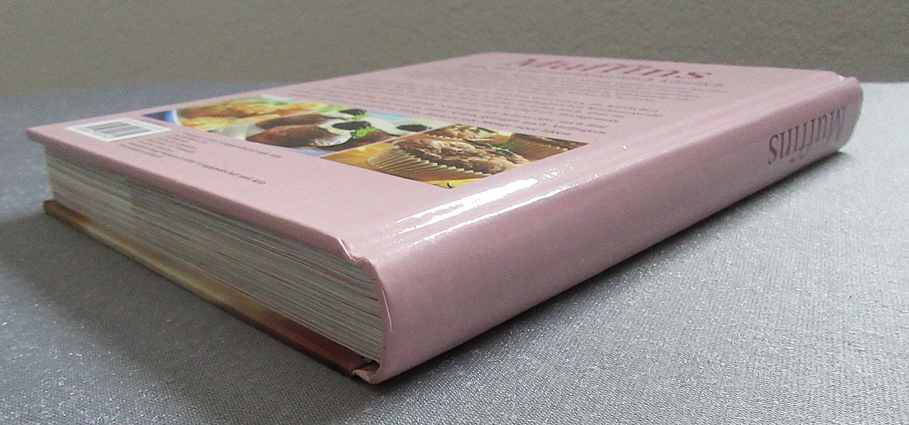 Bücher: Muffins - Klein, fein und unwiderstehlich köstlich – Gebraucht aus Auenstein von Padabimbim 9