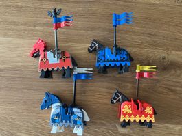 Lego castle kingdom chevaux avec parures
