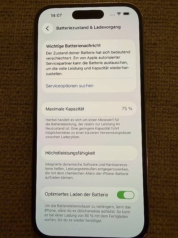 Telefoni cellulari / Smartphones: iPhone 14 Pro 256 GB Gold  – Usato da Schaffhausen venduto da Z5S 4