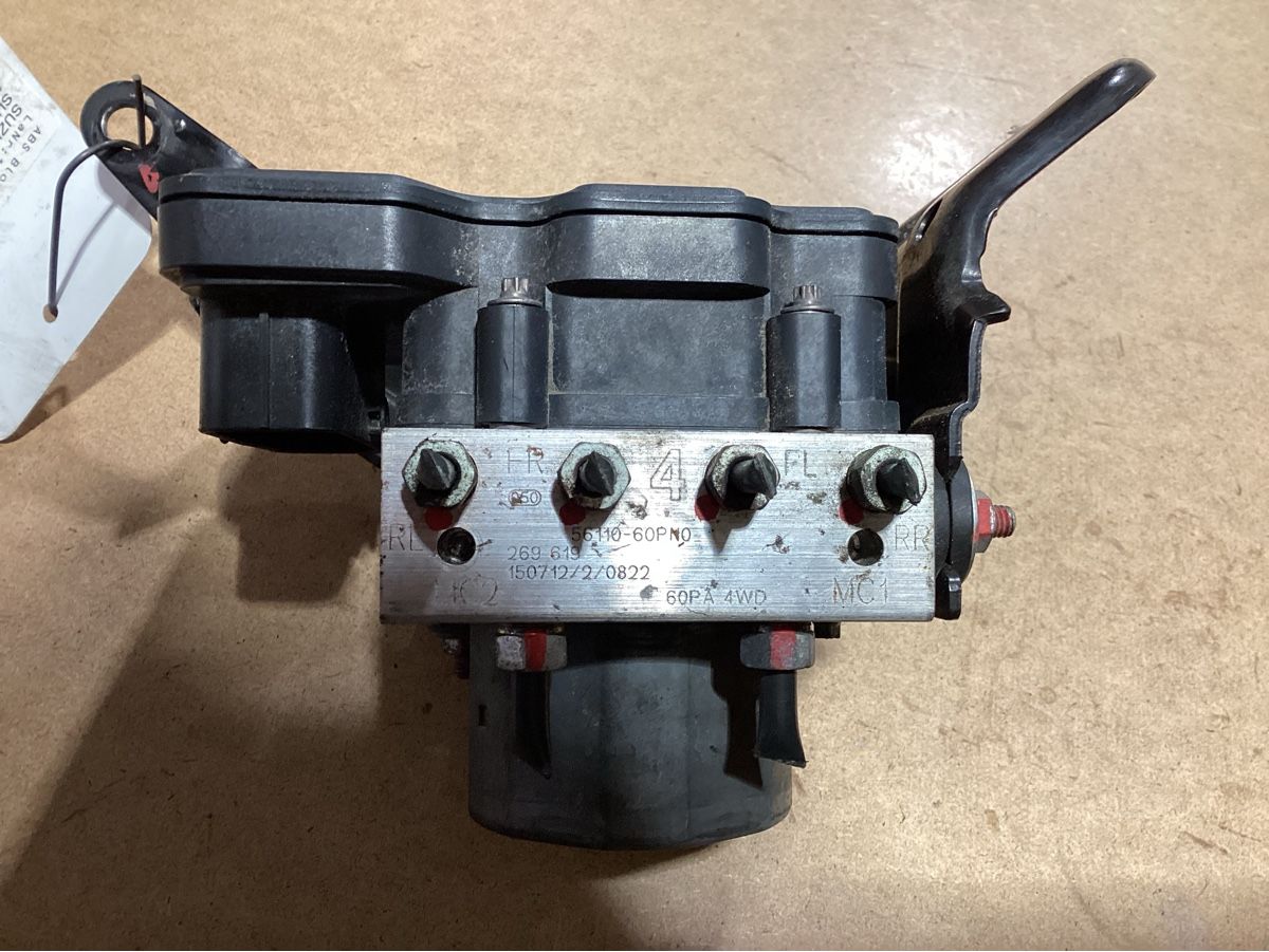 Accessori per altri veicoli: ABS Block zu Suzuki Swift 1.2I – Usato da Reichenburg venduto da T864RX 2