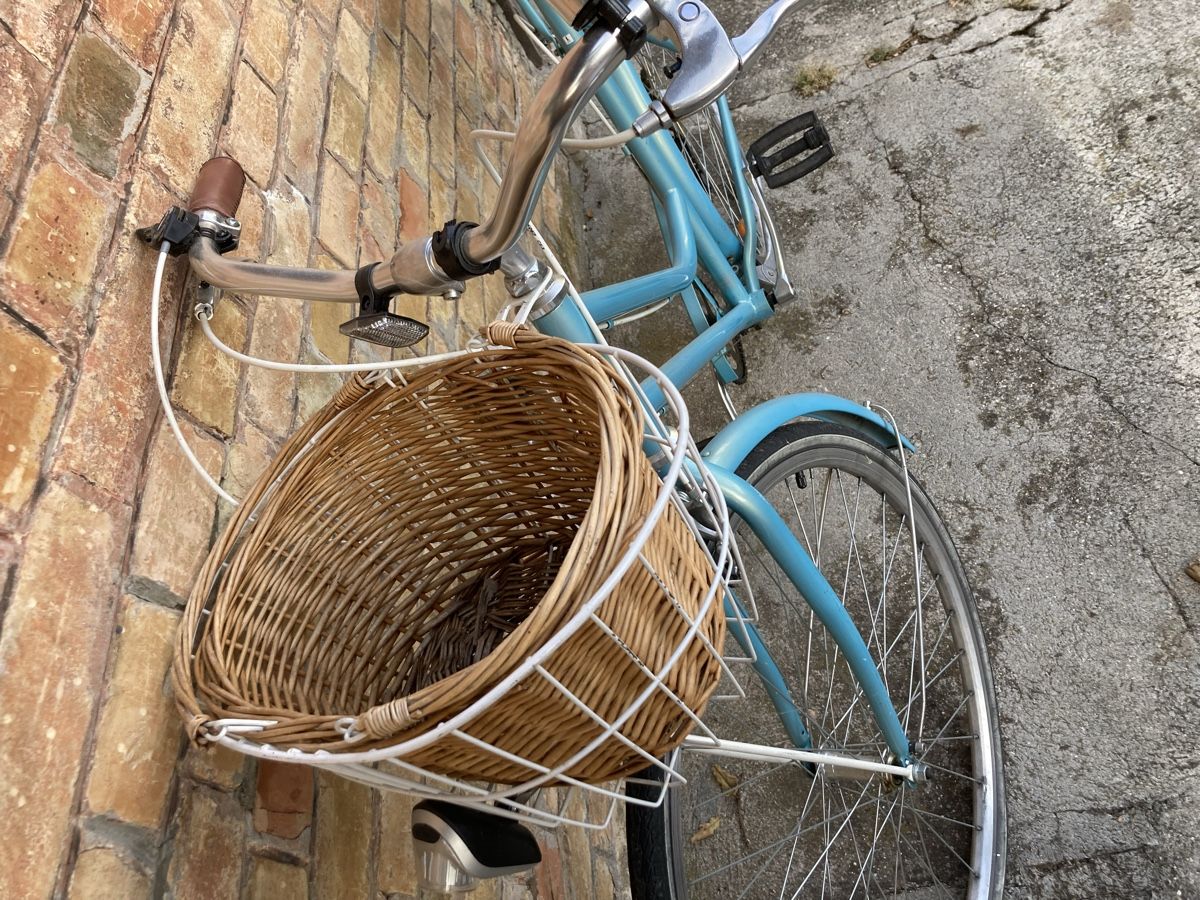 Biciclette: Damenvelo hellblau mit Korb, gebraucht – Usato da Winterthur venduto da Kultundkultur 2