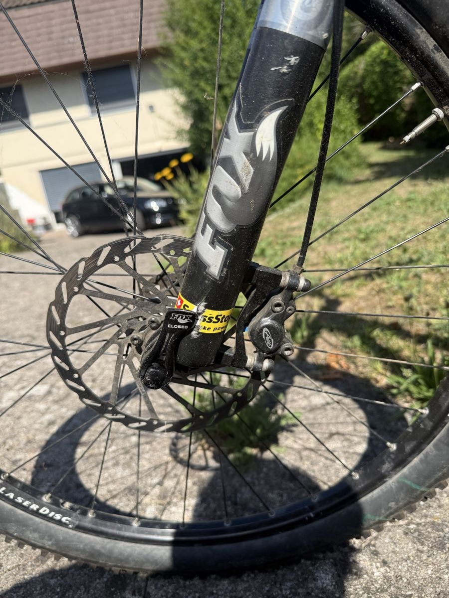 Giant Velos: Giant Mountainbike – Defekt aus Neftenbach von Reti13 2
