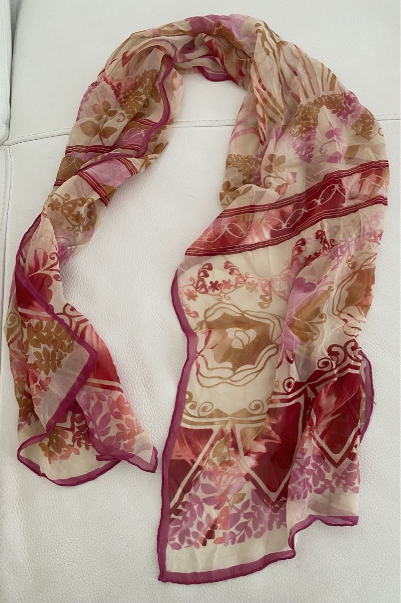 Foulard & Sciarpe: Seiden Schal 🌸 – Usato da Opfikon venduto da Luis144