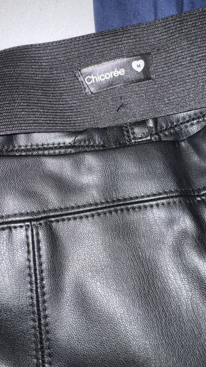 Pantalons: Kunstlederhose, M  – D'occasion à Gümligen par morticiaaddams 2