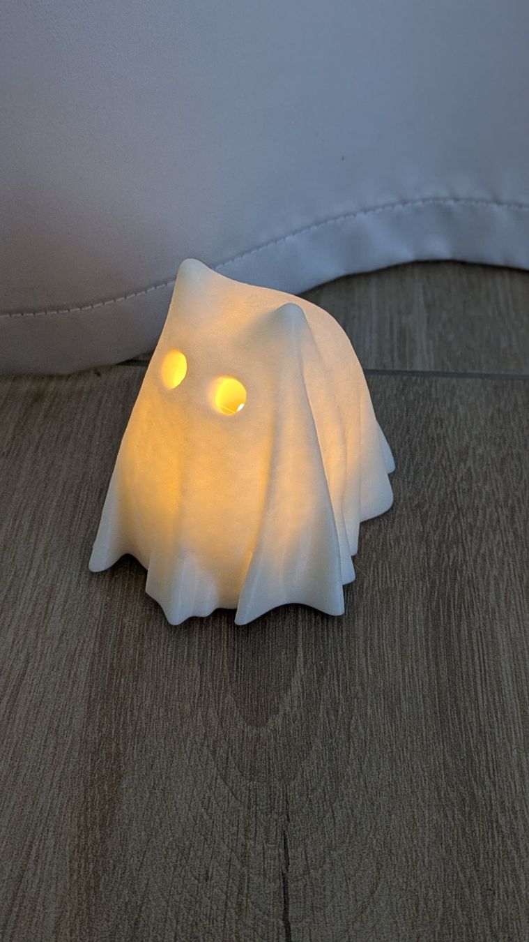 Tutte le decorazioni: LED Büsi Gespenst / Katze Geist / Cat Ghost – Nuovo e nell'imballaggio originale da Staufen venduto da Fleby84