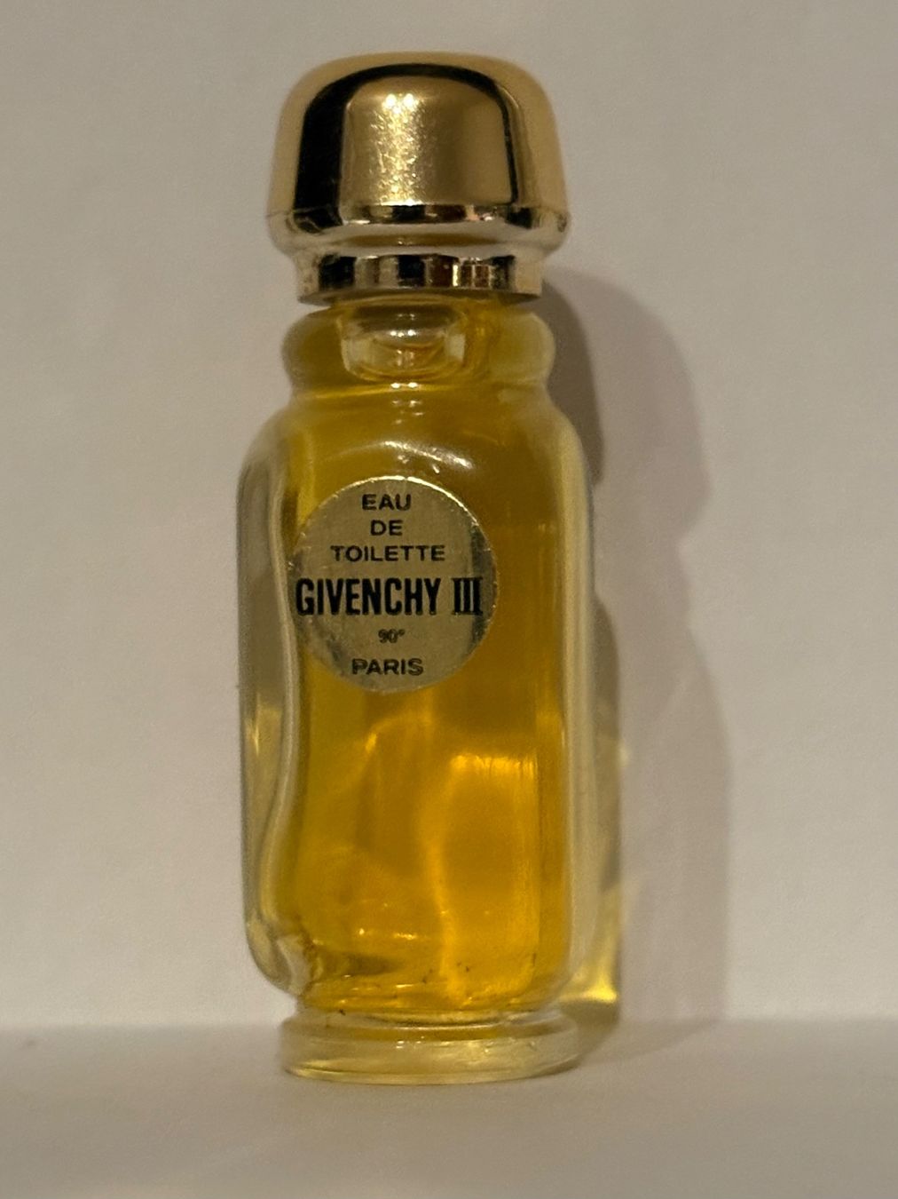 Givenchy Profumi & Eau de Toilette: Givenchy collection miniature parfum lot de 2  flacons – Usato da Crans  Montana venduto da proff 3