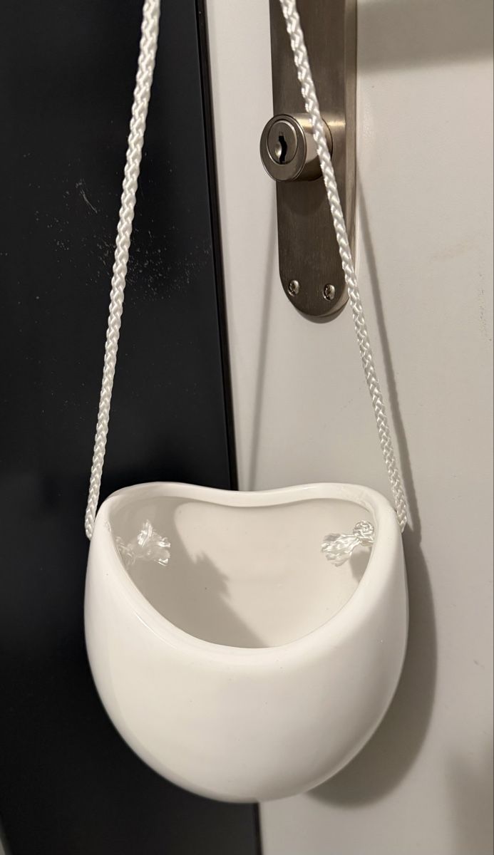 Blumentöpfe: Kazai - hängender Blumentopf ( Neu) – Neu und originalverpackt aus Volketswil von coral72