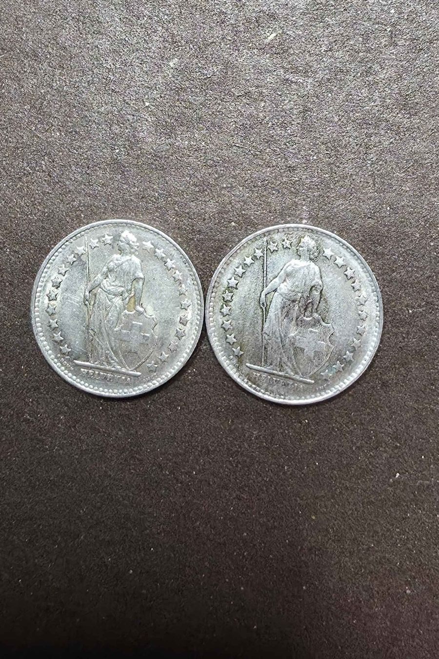 Tutti le monete: 2 Silbermünzen 1/2 Franken 1950 – Usato da Filzbach venduto da Cschufi 1