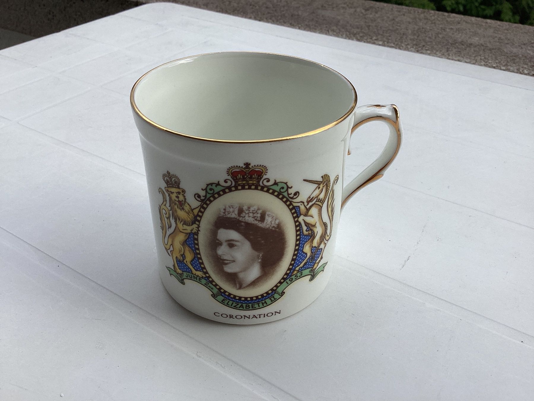 Tazze: 3 tasses vintages commémoratives – Usato da Pully venduto da claddagh 4