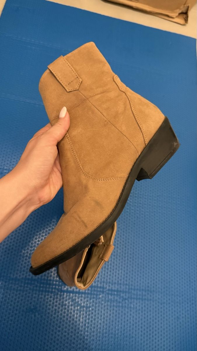 H&M Scarpe da donna: H&M Ankle Boots, Size 40 – Nuovo (secondo la descrizione) da St-Gingolph venduto da Ynatka 1