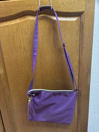 Tasche lila Schultertasche Frau gebraucht