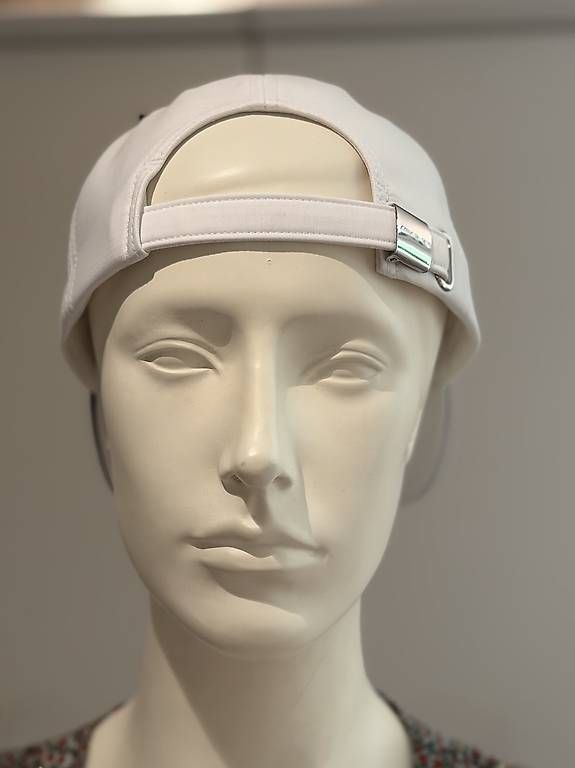 Copricapi, berretti & cappellini: Casquette blanche Mercedes AMG – Usato da Genève venduto da flocon06 2