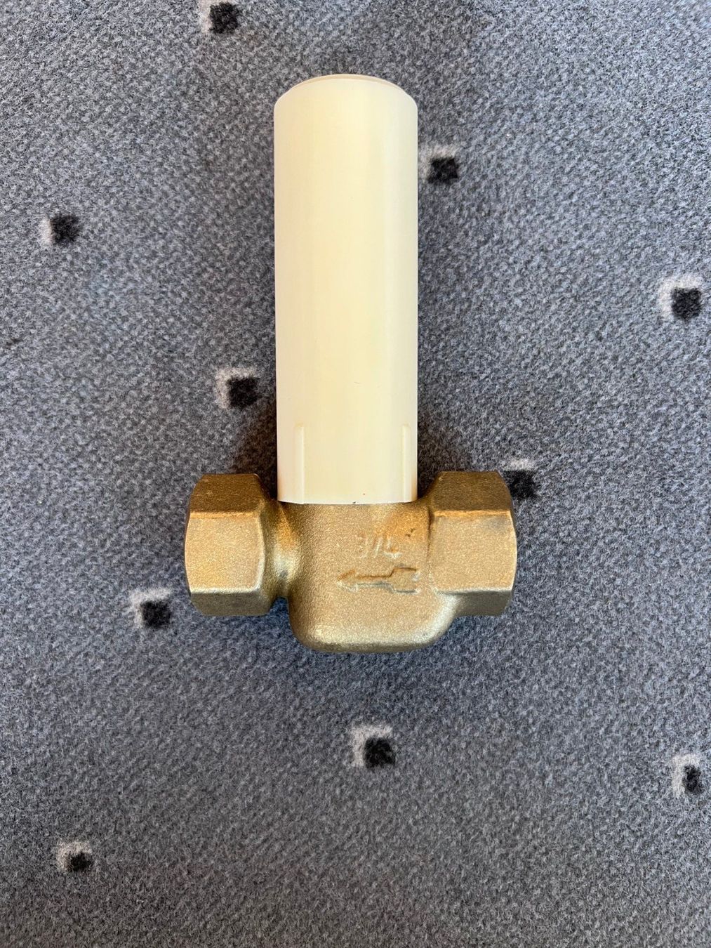 Rubinetteria: Unterputz-Ventil 3/4" mit Vierkant – Nuovo (secondo la descrizione) da Dietikon venduto da Wildtransporte 1