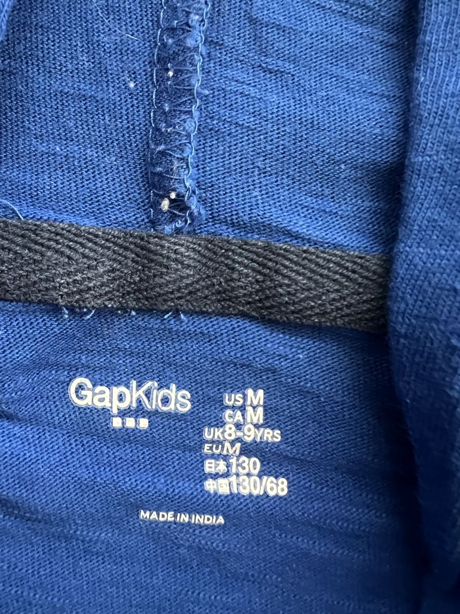 Gap Maglioni & Felpe: GAP PULLOVER HOODIE GR 130/8-9 – Usato da Basel venduto da theo-g77 2
