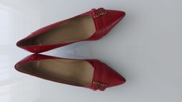 Rote Pumps von BOSS, Gr 39/40, Kittenheel - 1x getragen drin