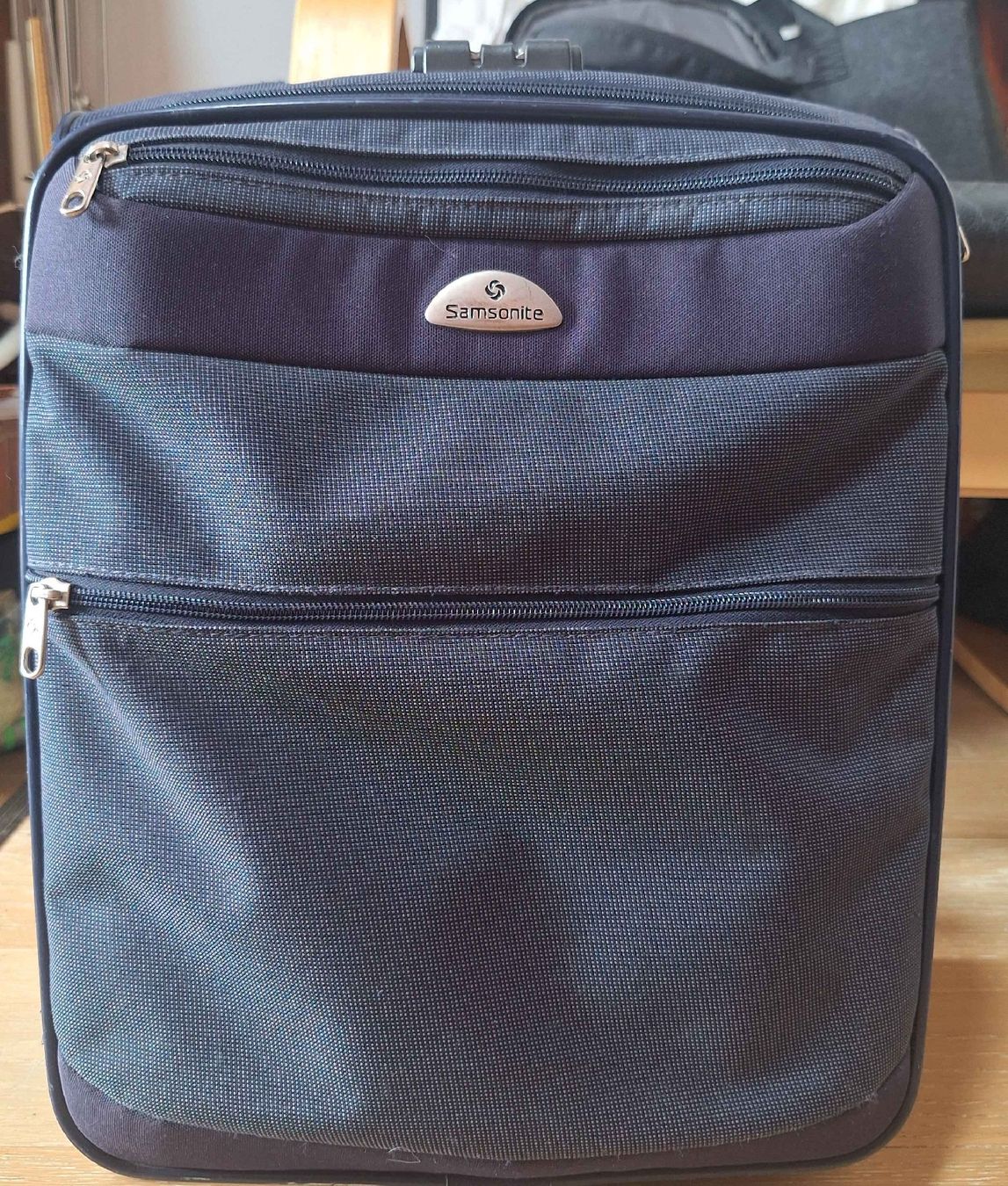 Samsonite Reisekoffer: Valise Samsonite pour les bagages à main – Gebraucht aus Crans VD von Yobia8
