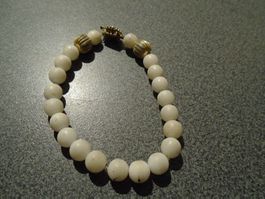 Armband weiss/goldfarbige Perlen