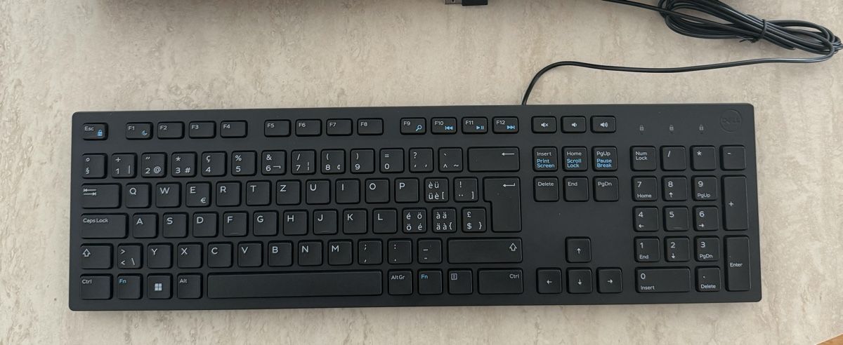 Dell Tastiere: Dell Tastatur CH, Neu – Nuovo e nell'imballaggio originale da Recherswil venduto da premierwatch