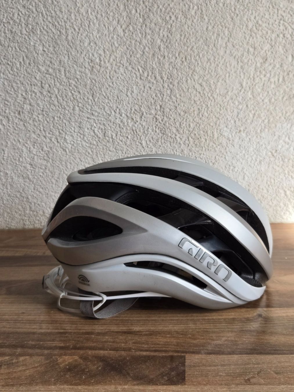 Giro Caschi: Giro Aether – Nuovo (secondo la descrizione) da Dübendorf venduto da num_s69f 2