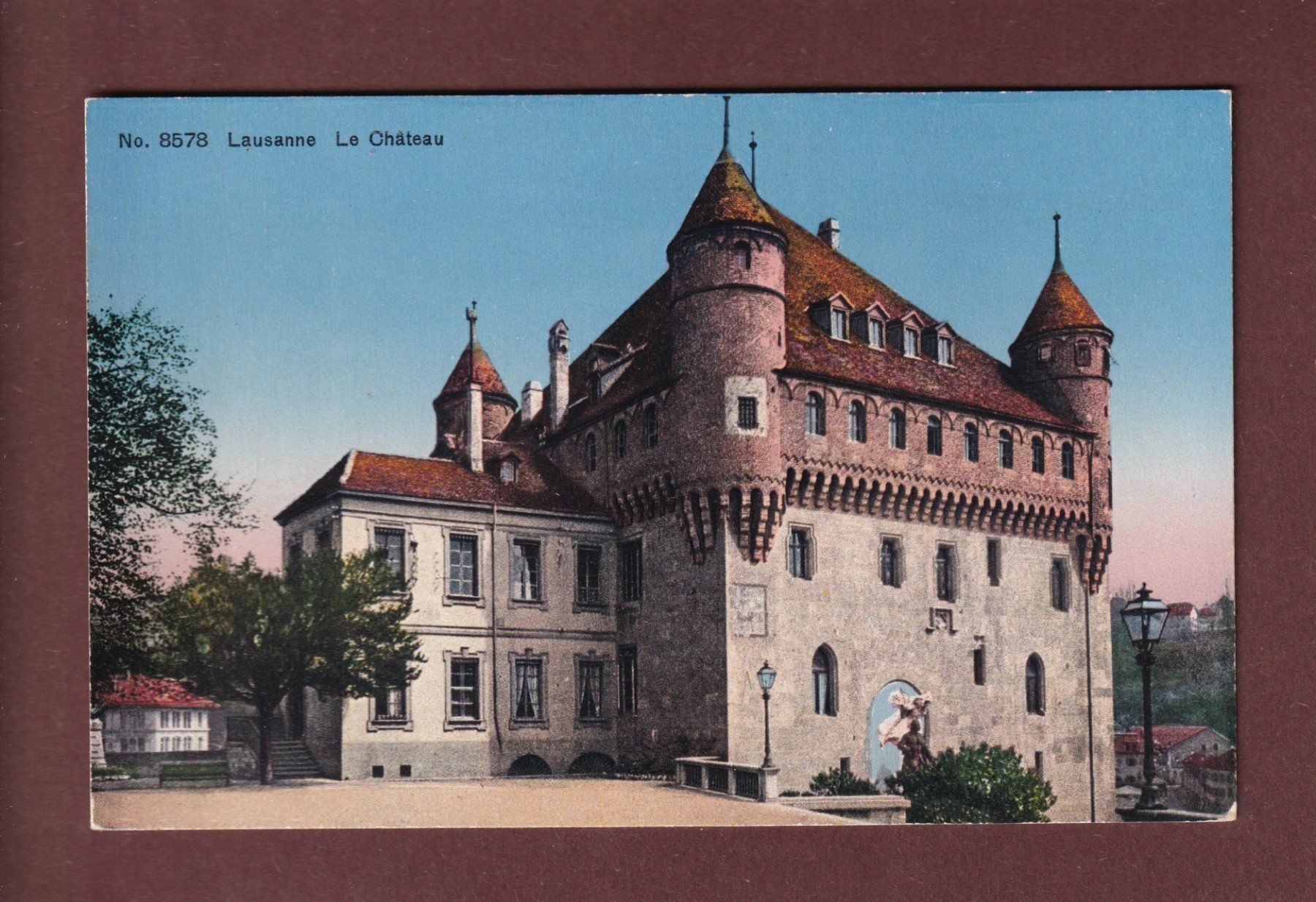 Cartoline postali: LAUSANNE - Le Château – Usato da Pully venduto da nicecards-shop