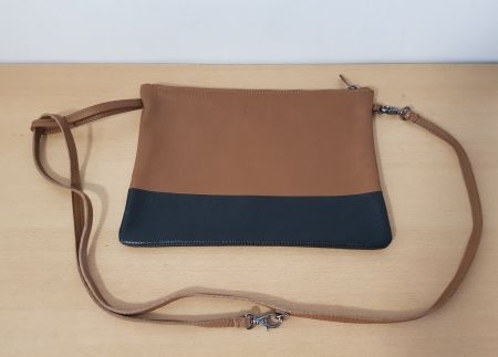 Klein Basel Leder Handtasche/Umhängetasche